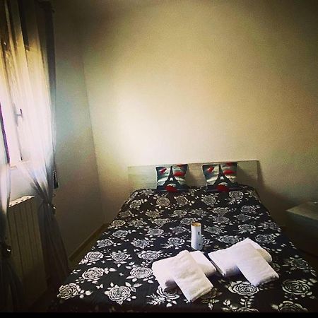 Dimora Dangelo Affitti Brevi-Casa Vacanza- Affittacamere Бриндизи Екстериор снимка